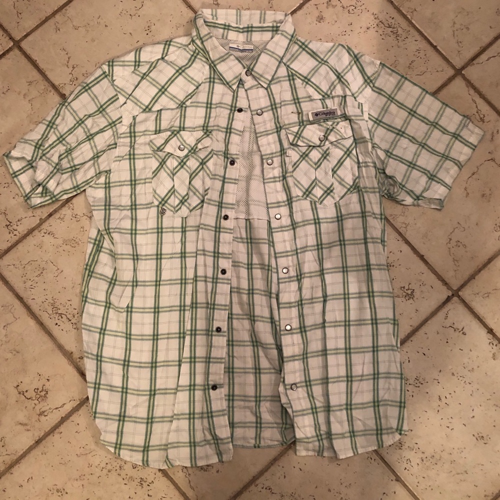 Columbia PPG button down short sleeve shirt